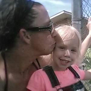 Meet your Posher, Crystal